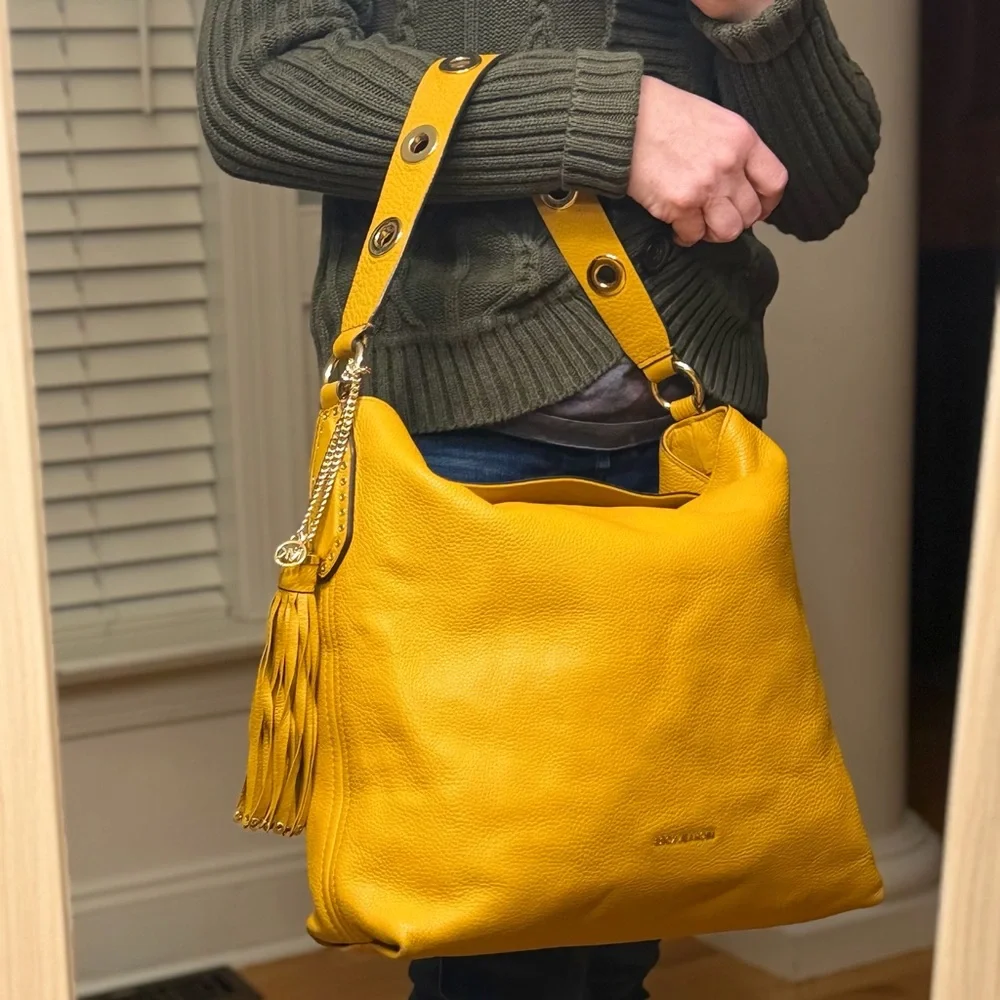 NWOT Michael Kors Boho Brooklyn Large Leather Shoulder Bag Shade Marigold/Cider - Picture 2 of 14